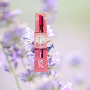 TAG CANETA OUTUBRO ROSA  - CEREJA CORAÇÃO